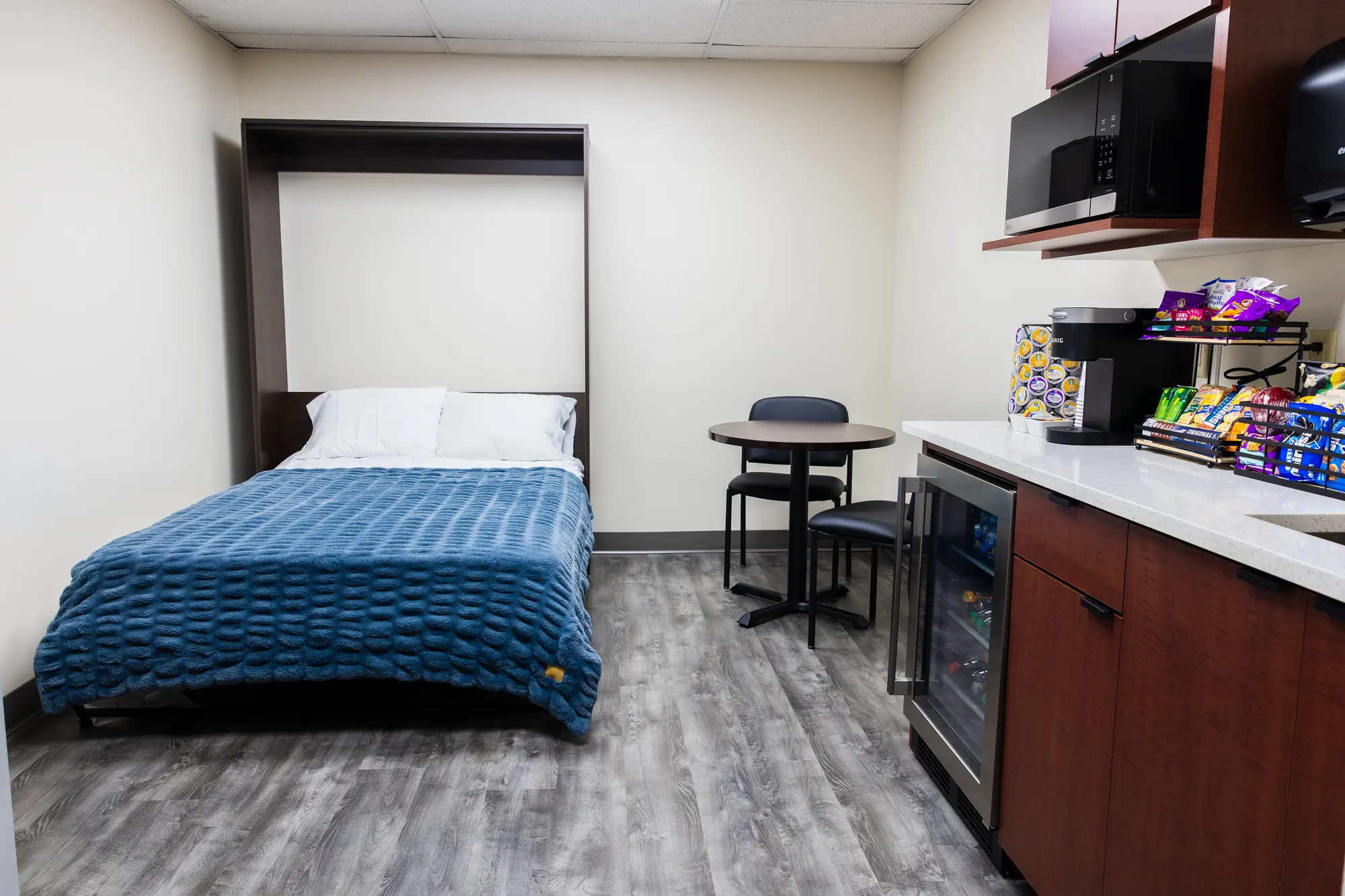 CHRISTUS Health Mt. Pleasant – Birthing Suite gallery image 3