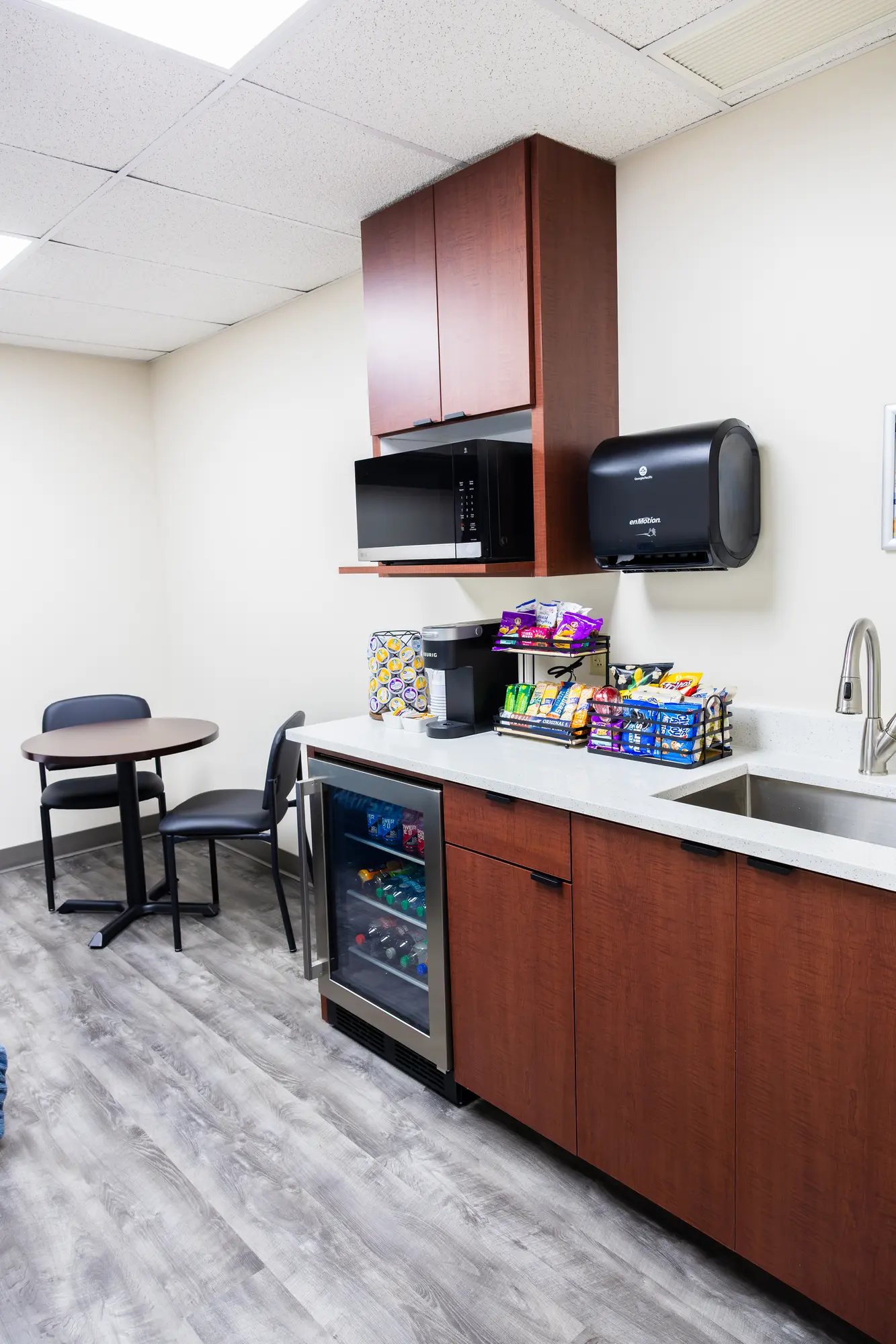 CHRISTUS Health Mt. Pleasant – Birthing Suite gallery image 4