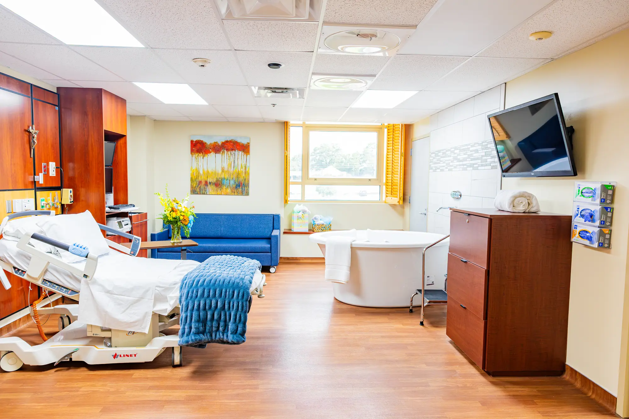 CHRISTUS Health Mt. Pleasant – Birthing Suite gallery image 6