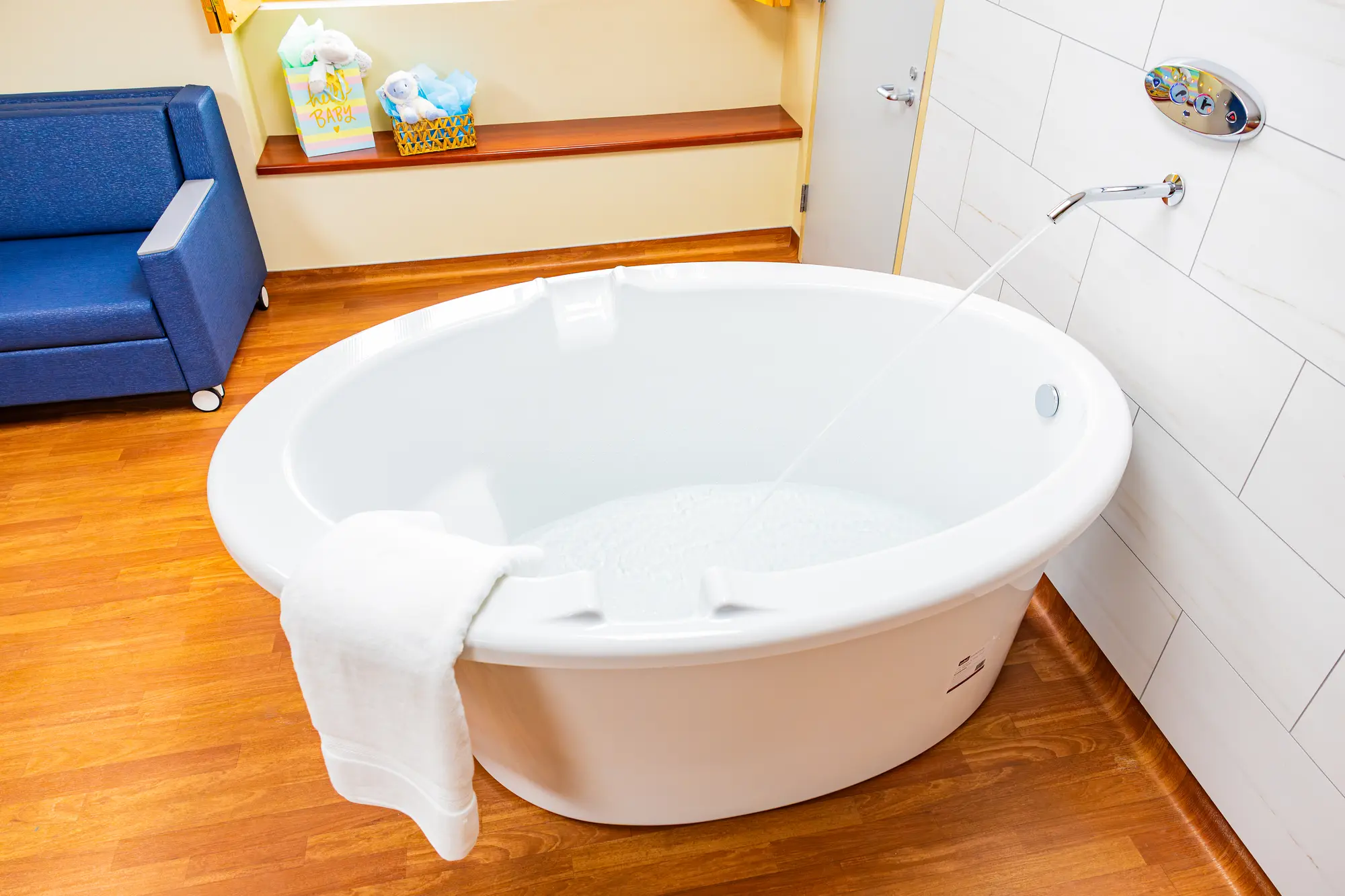 CHRISTUS Health Mt. Pleasant – Birthing Suite gallery image 9