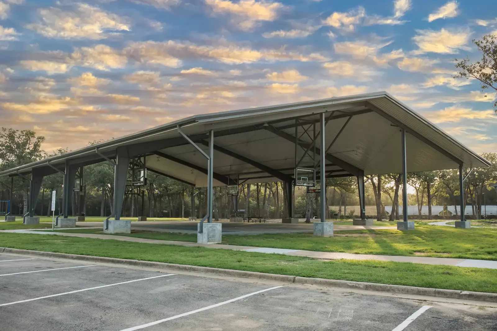 Oaklawn Park Basketball Pavilion gallery image 3
