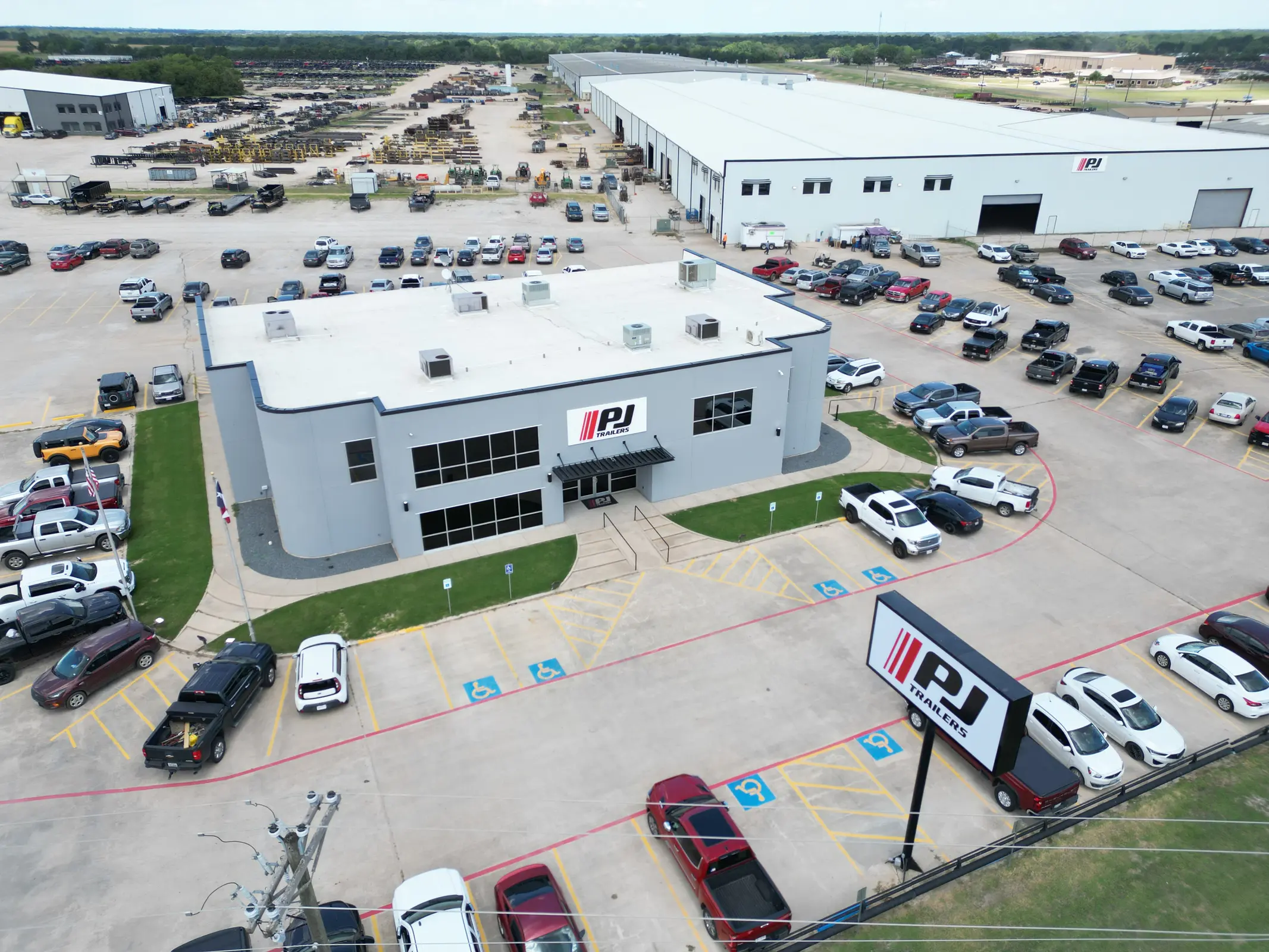 PJ Trailers Facility Improvements in Sumner, Texas